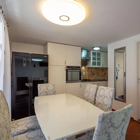 Aleksandra By Interhome Valdebek